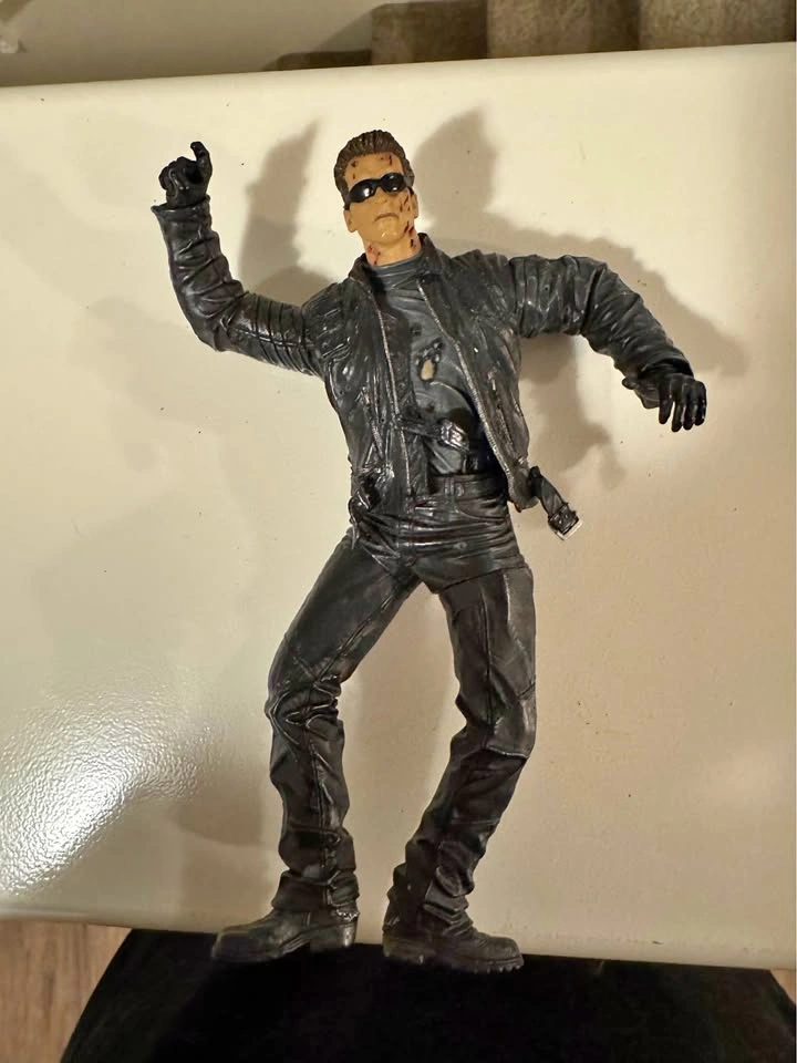 McFarlane Toys Terminator T-850 Action Figure 7" Collectible