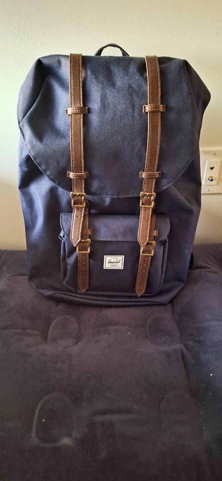 Herschel Little America Backpack