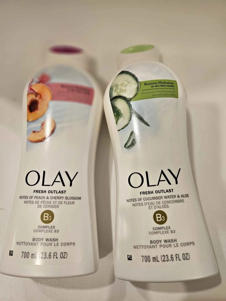 Olay Fresh Outlast Body Wash Peach & Cherry Blossom + Cucumber W