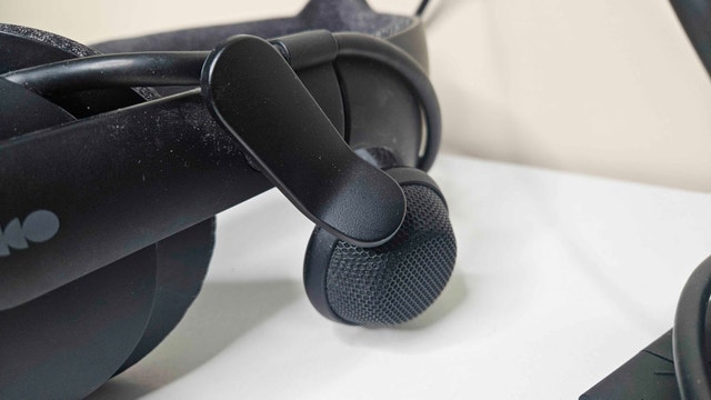 Valve Index Headset ONLY, All Cables Included - photo 4