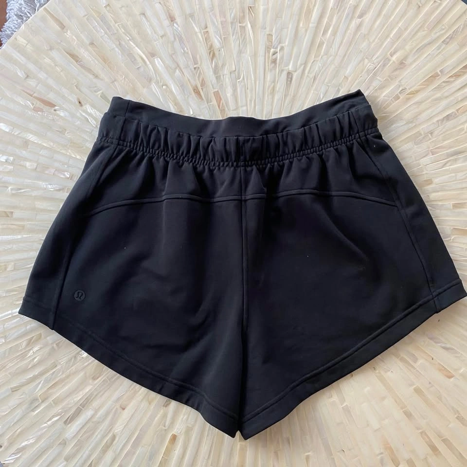 NWT Lululemon Inner Glow High Rise Short 3" - Black, Size 8 - photo 4