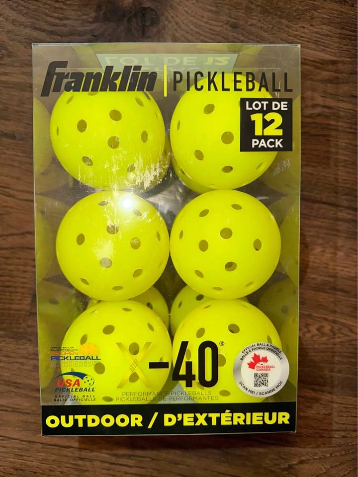 Franklin X-40 Outdoor Pickleballs 12 Pack