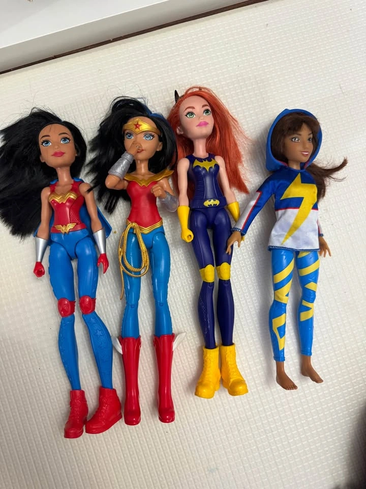 DC Super Hero Girls Doll Lot of 4 - photo 2