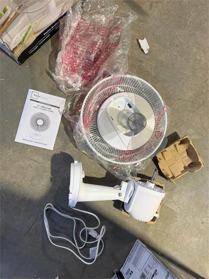 NEW-MAINSTAYS Oscillating Table Fan, White - photo 5