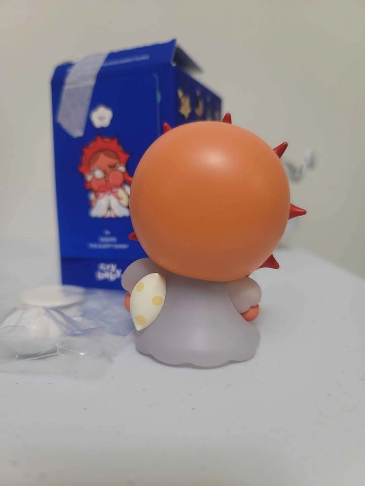 Popmart Crybaby Sleepy Sunny Figure - photo 3