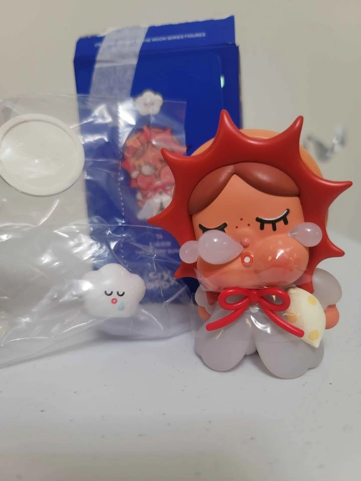 Popmart Crybaby Sleepy Sunny Figure - photo 4