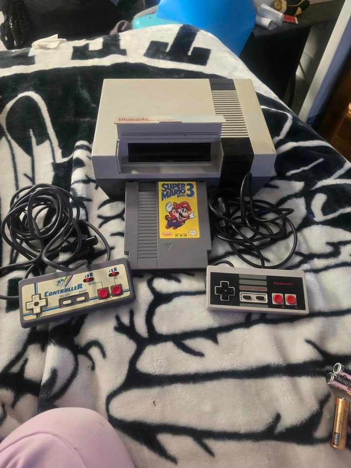 NES System with 2 Controllers and Super Mario Bros. 3
