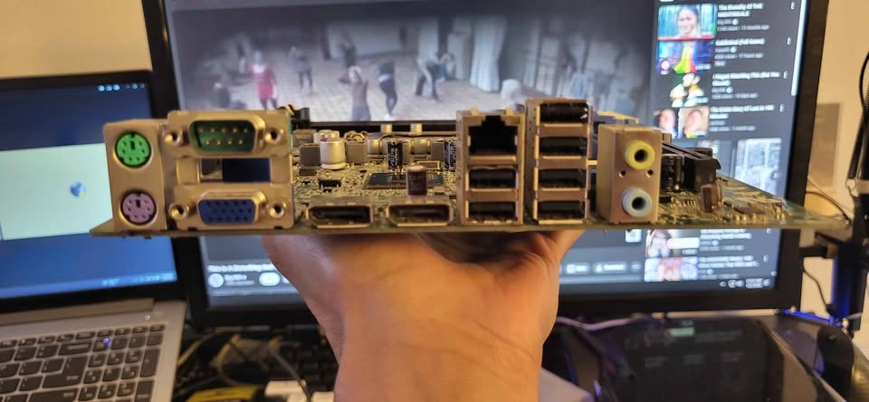 Dell LGA 1155 Motherboard DDR3 VGA HDMI USB 3.0 - photo 3