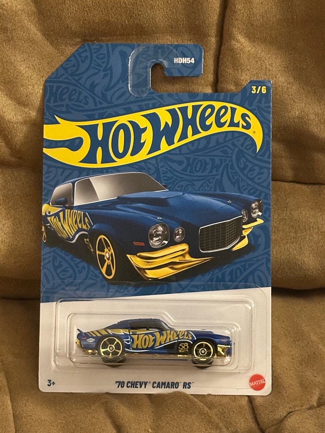 Hot Wheels '70 Chevy Camaro RS - photo 2