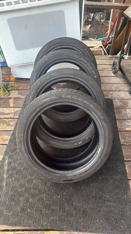 16" Performance All-Season Tires - 205/45ZR16 (85% Tread) - photo 3