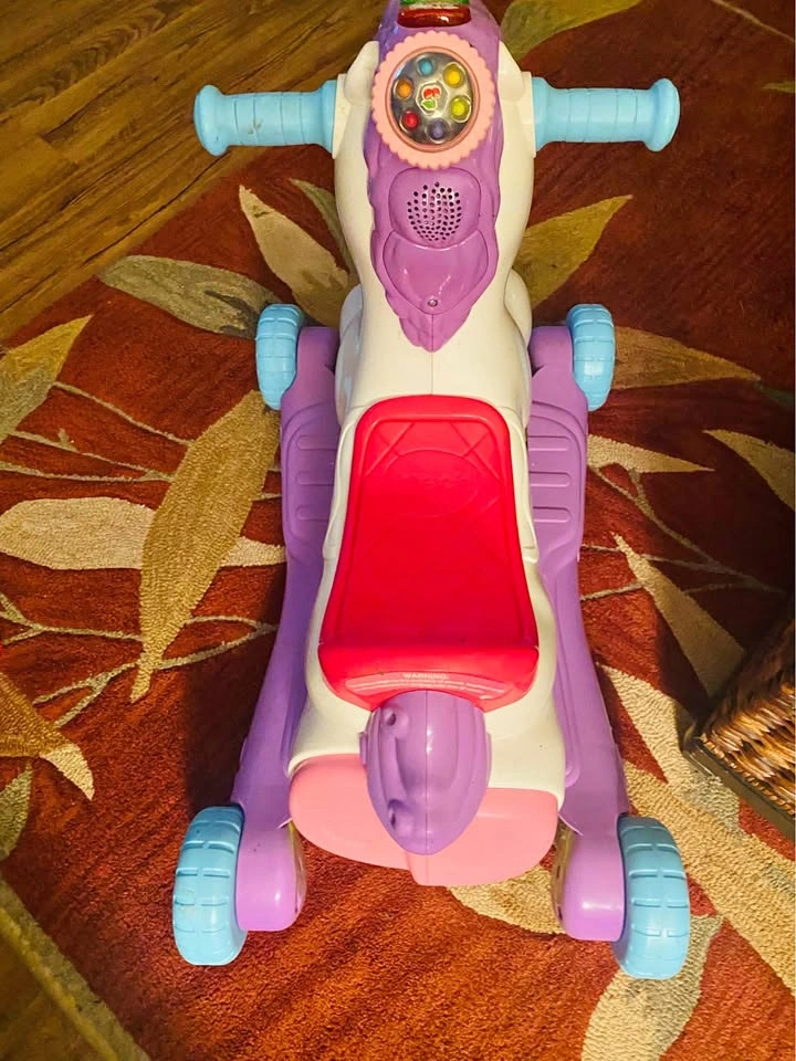 VTech Prance & Rock Learning Unicorn