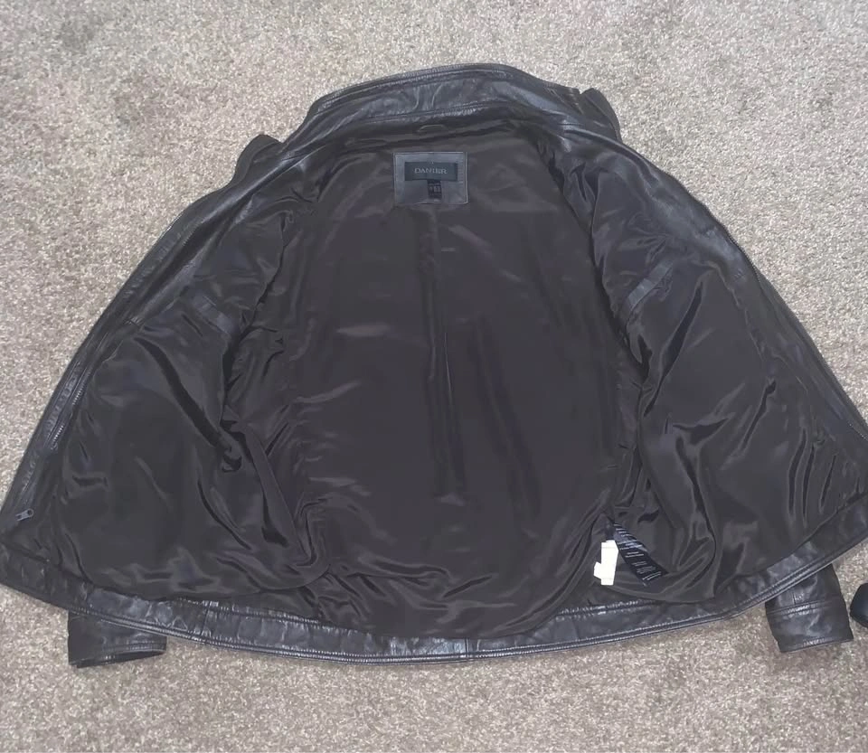 Men's 2XL Danier Leather Bomber Jacket w/ Insulated Insert - photo 3