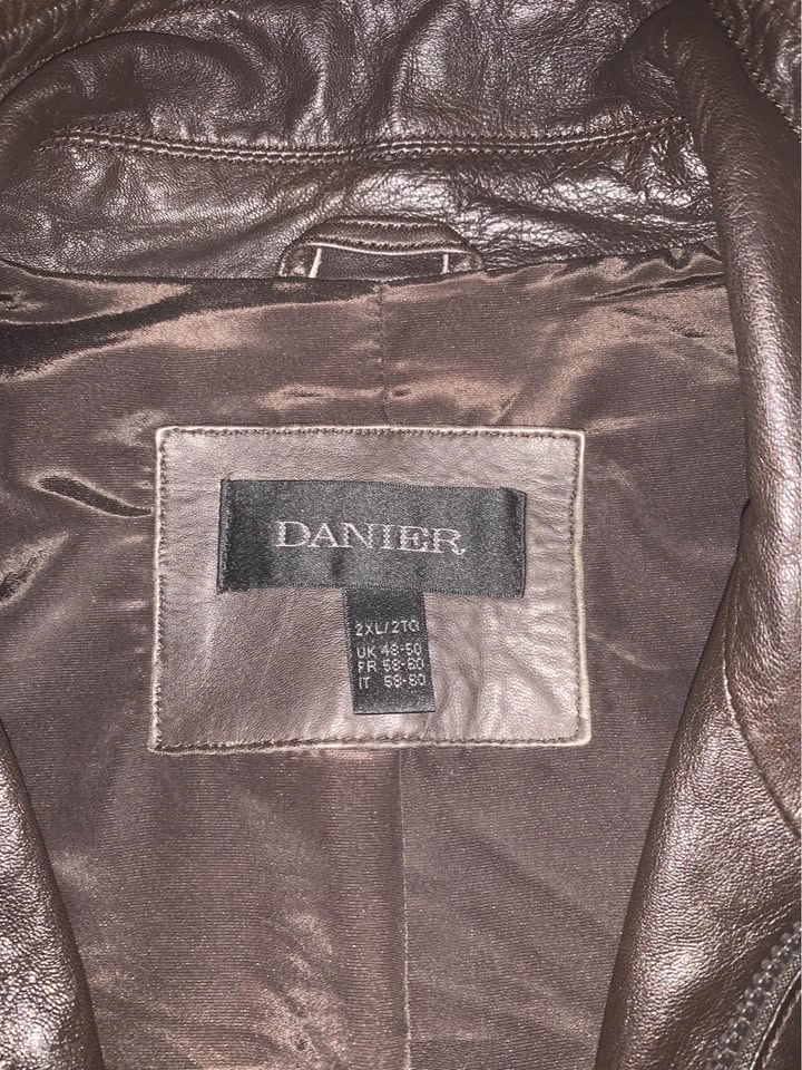 Men's 2XL Danier Leather Bomber Jacket w/ Insulated Insert - photo 4