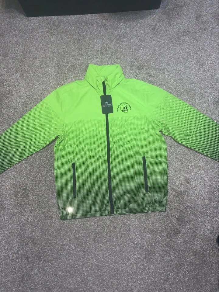 Men's Large Neon Green Stormtech Jacket - photo 2