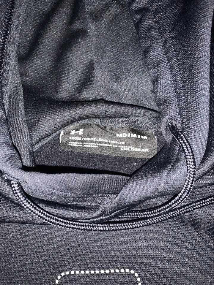Medium Under Armour Hoodie Black - photo 3
