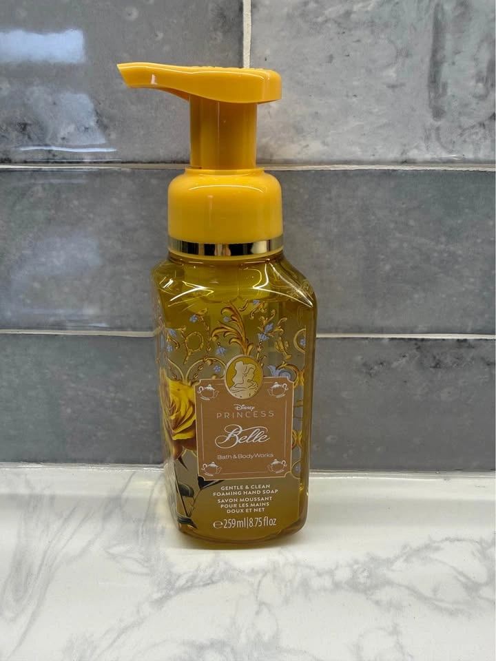 Bath & Body Works Foam Hand Soap - Special Edition "Princess" - photo 2