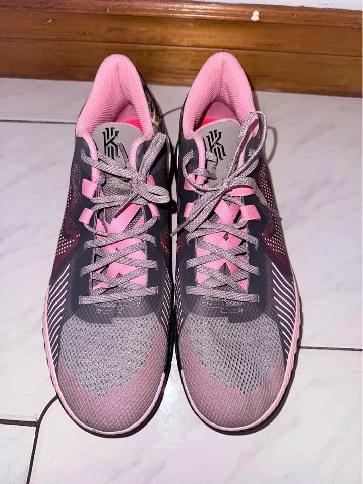 Basketball Shoes Size 12 - photo 4