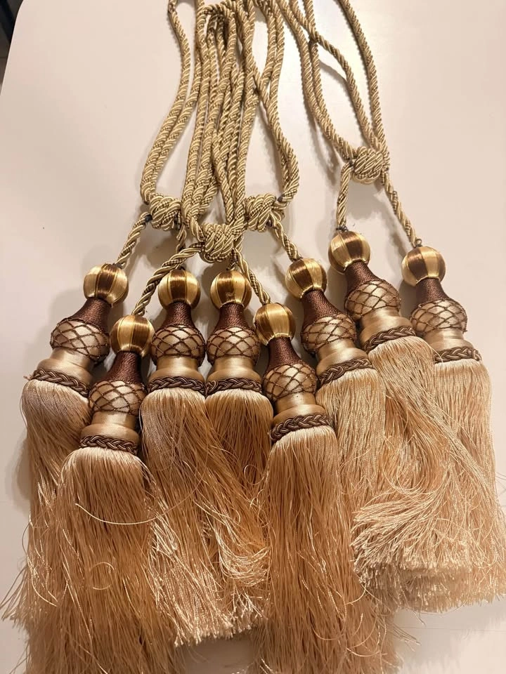 Curtain Holders - photo 2