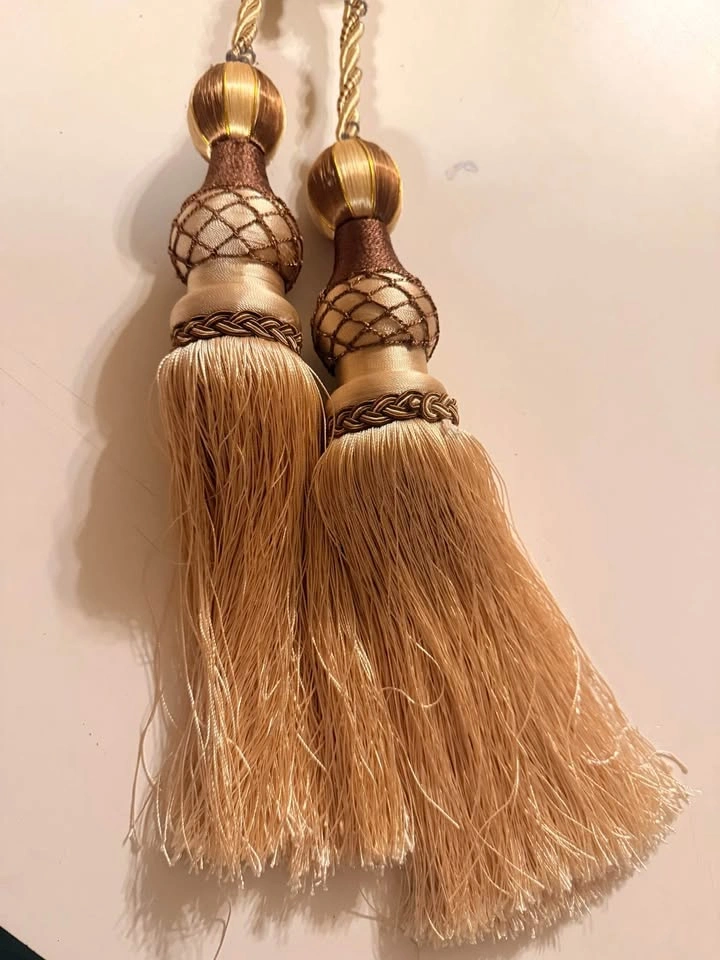 Curtain Holders - photo 4