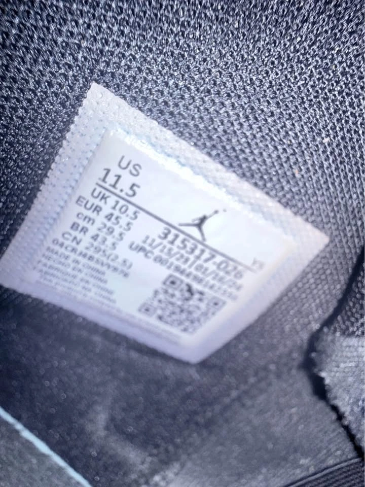 Jordan shoes - photo 3