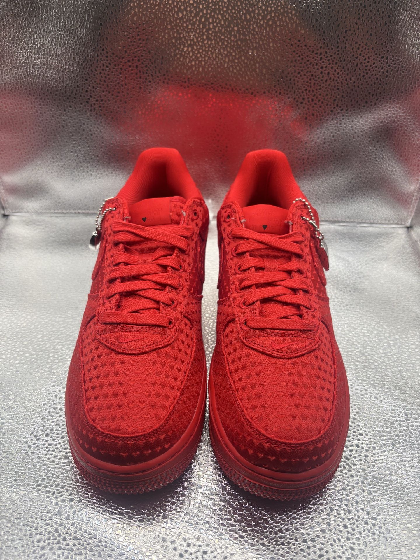 Nike Air Force 1 Low Valentine's Day 2026 - photo 2