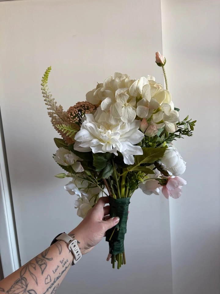 Bride Bouquet - photo 3