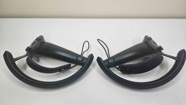 Valve Index VR Knuckles Controllers - PAIR - Fully Functional - photo 4
