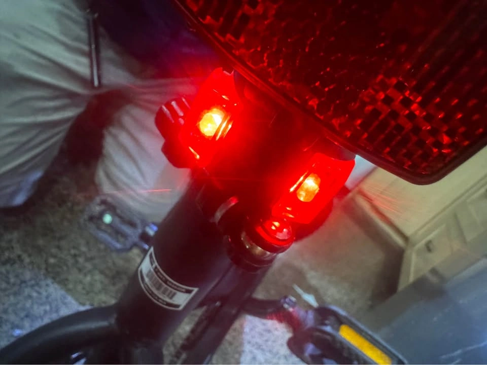 Jetson Pro Bolt E-bike - read ad - photo 2