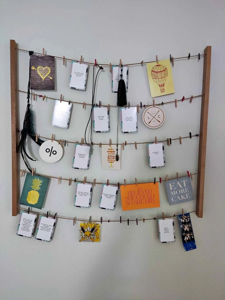 Umbra Hangit Photo Display