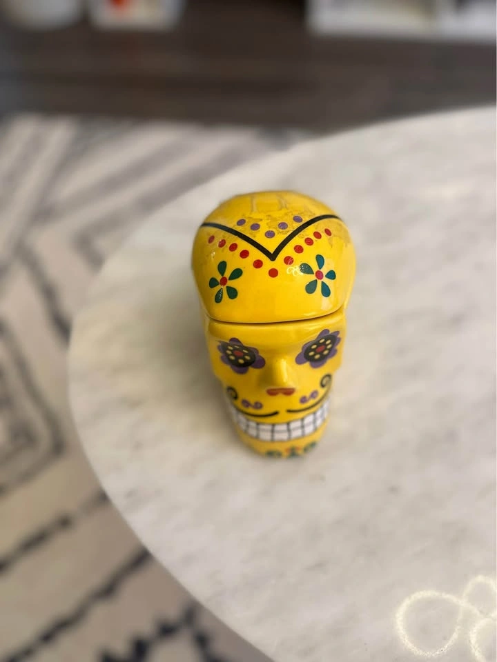 Home decor- Lego truck, Ceramic Storage skull - photo 4