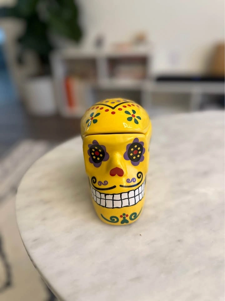 Home decor- Lego truck, Ceramic Storage skull - photo 5