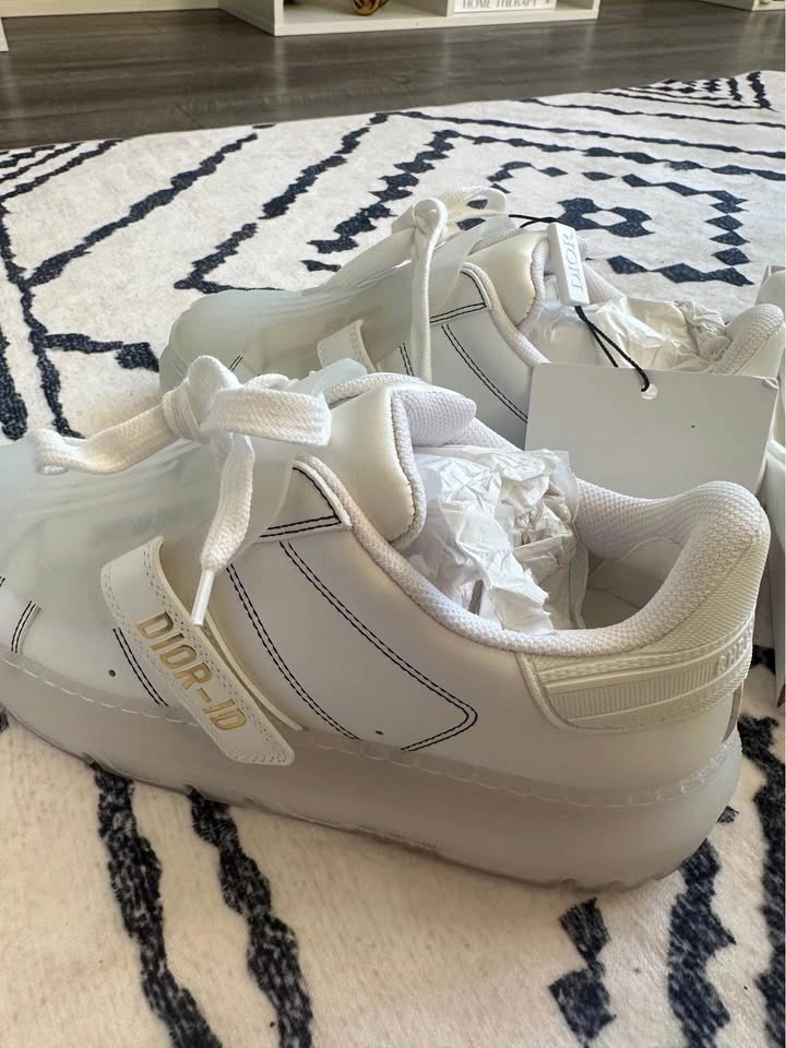 BRAND NEW DIOR SNEAKERS