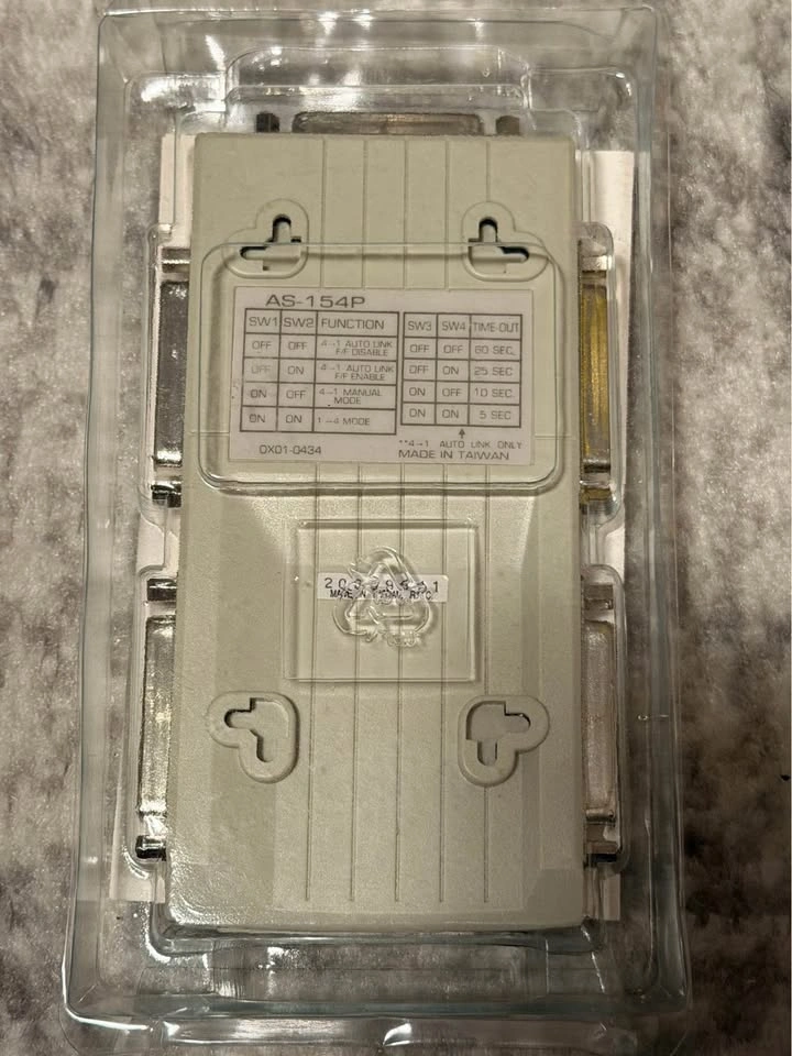 Vintage AUTO DATA SWITCH BUFFER HIGH SPEED 4 TO 1 SWITCH BOX SER - photo 3