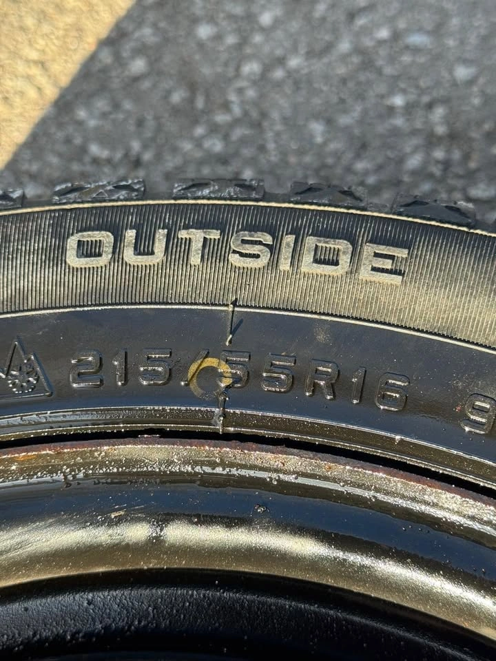 2 Tires (215/55R16) with Rims + 1 Extra Rim - photo 2
