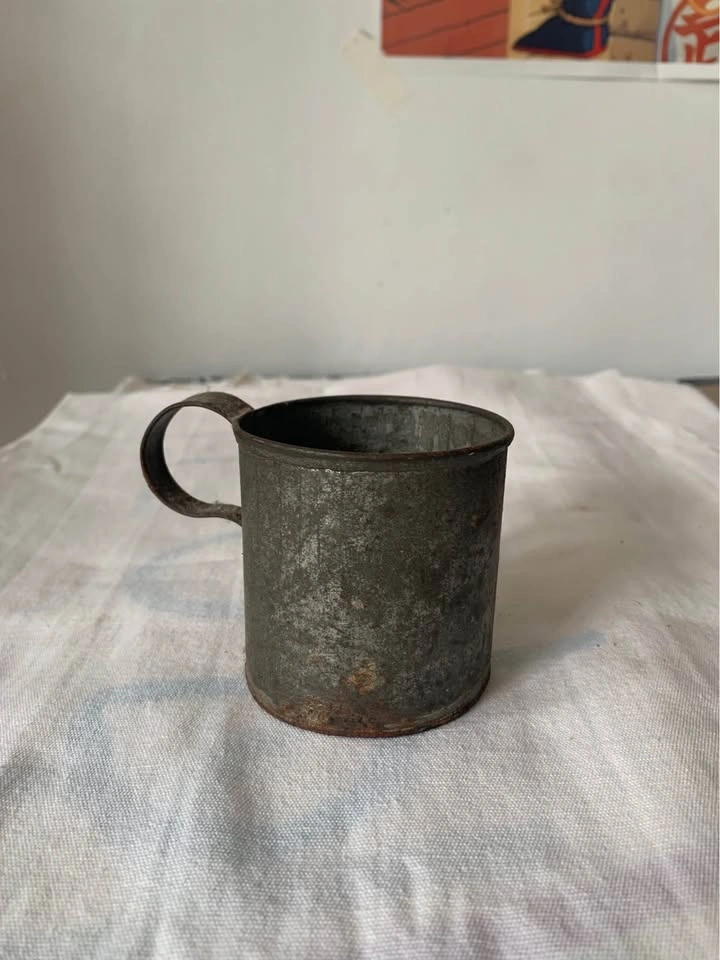 Small metal mug - photo 4