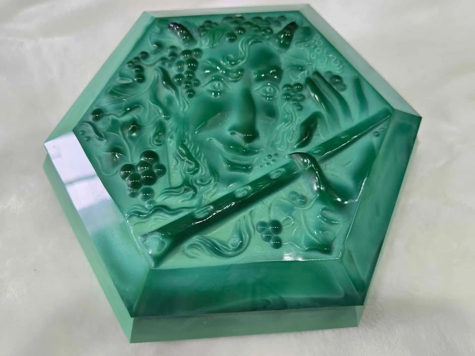 Unique Jade Green Large Trinket Box - Collector's Item - photo 4