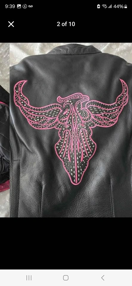 BIKER BABES!! LOOK AT THIS GEM! - photo 2