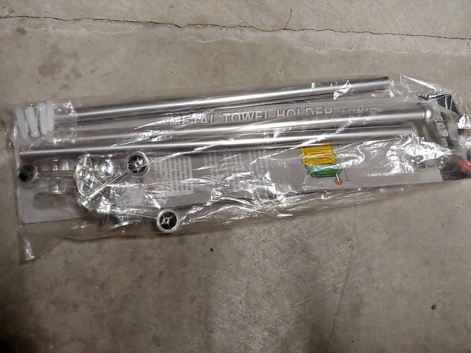 Metal Towel Holder 40cm