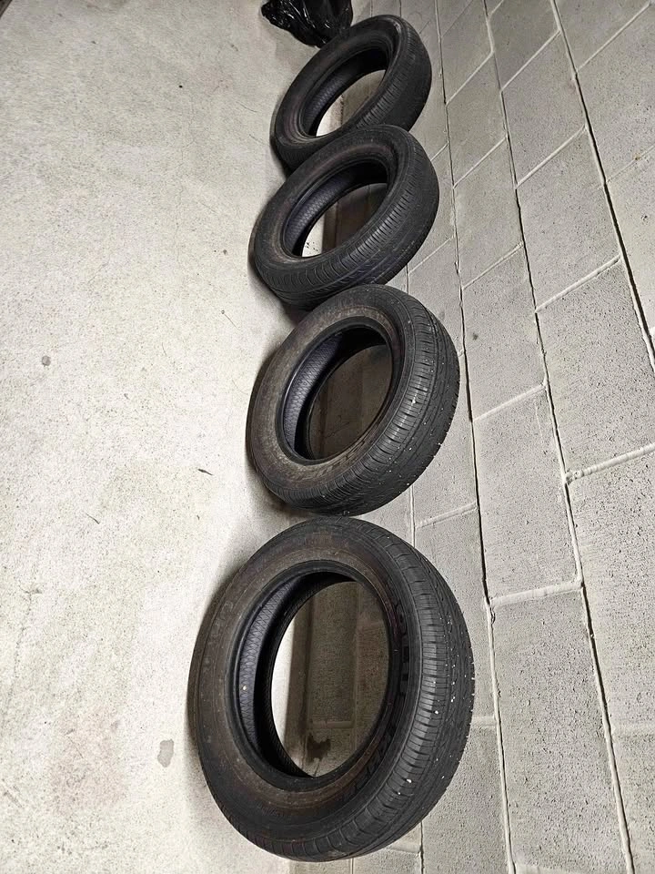 Set of 4 used tires for sale