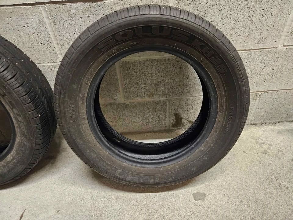 Set of 4 used tires for sale - photo 2