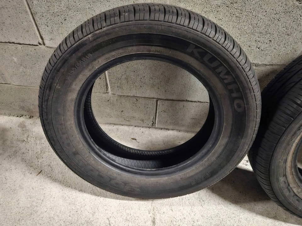 Set of 4 used tires for sale - photo 5