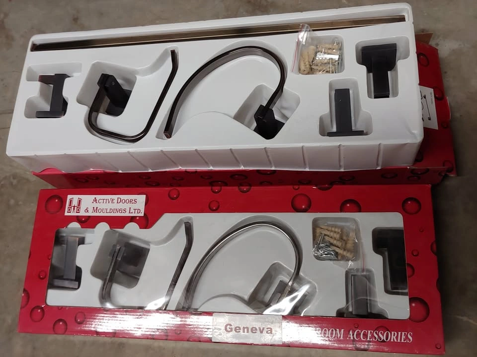 Bathroom Accessories Set - photo 2