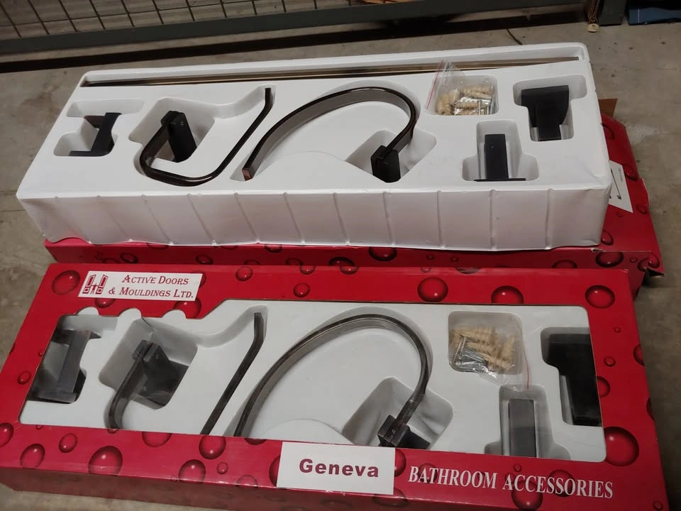 Bathroom Accessories Set - photo 3