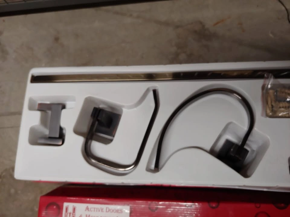 Bathroom Accessories Set - photo 4