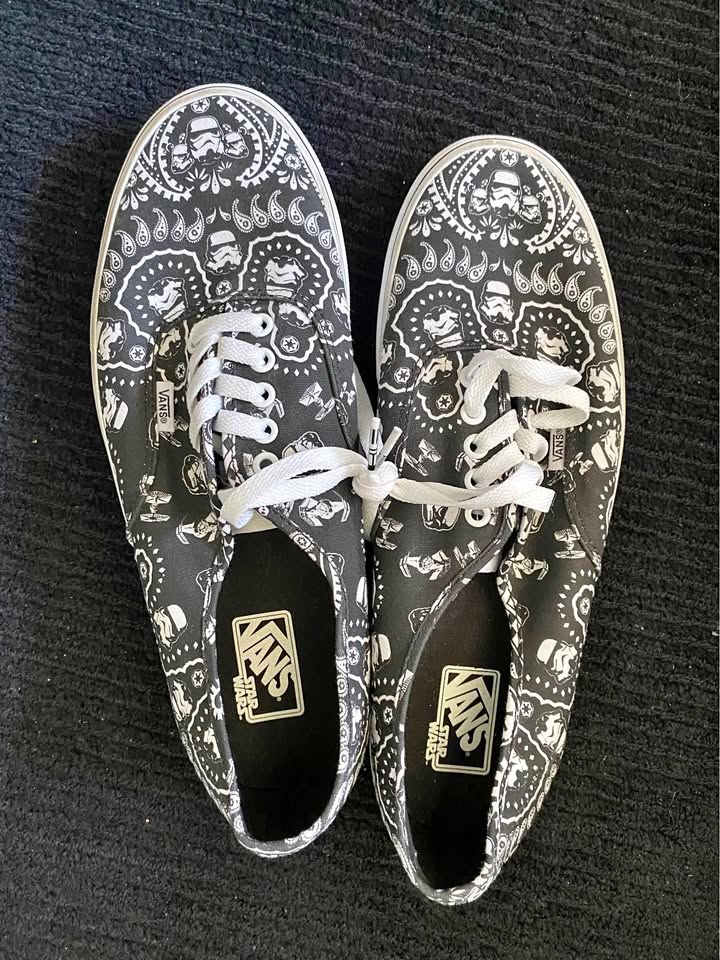 Star Wars vans size 11
