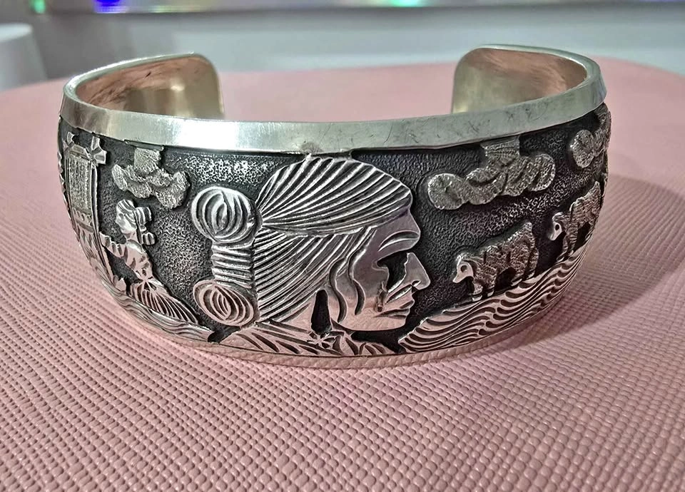 Authentic Navajo Storyteller Sterling Silver Cuff - Hand Carved