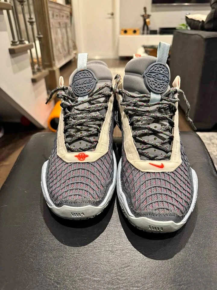 Nike Cosmic Unity Space Hippie SZ 11.5