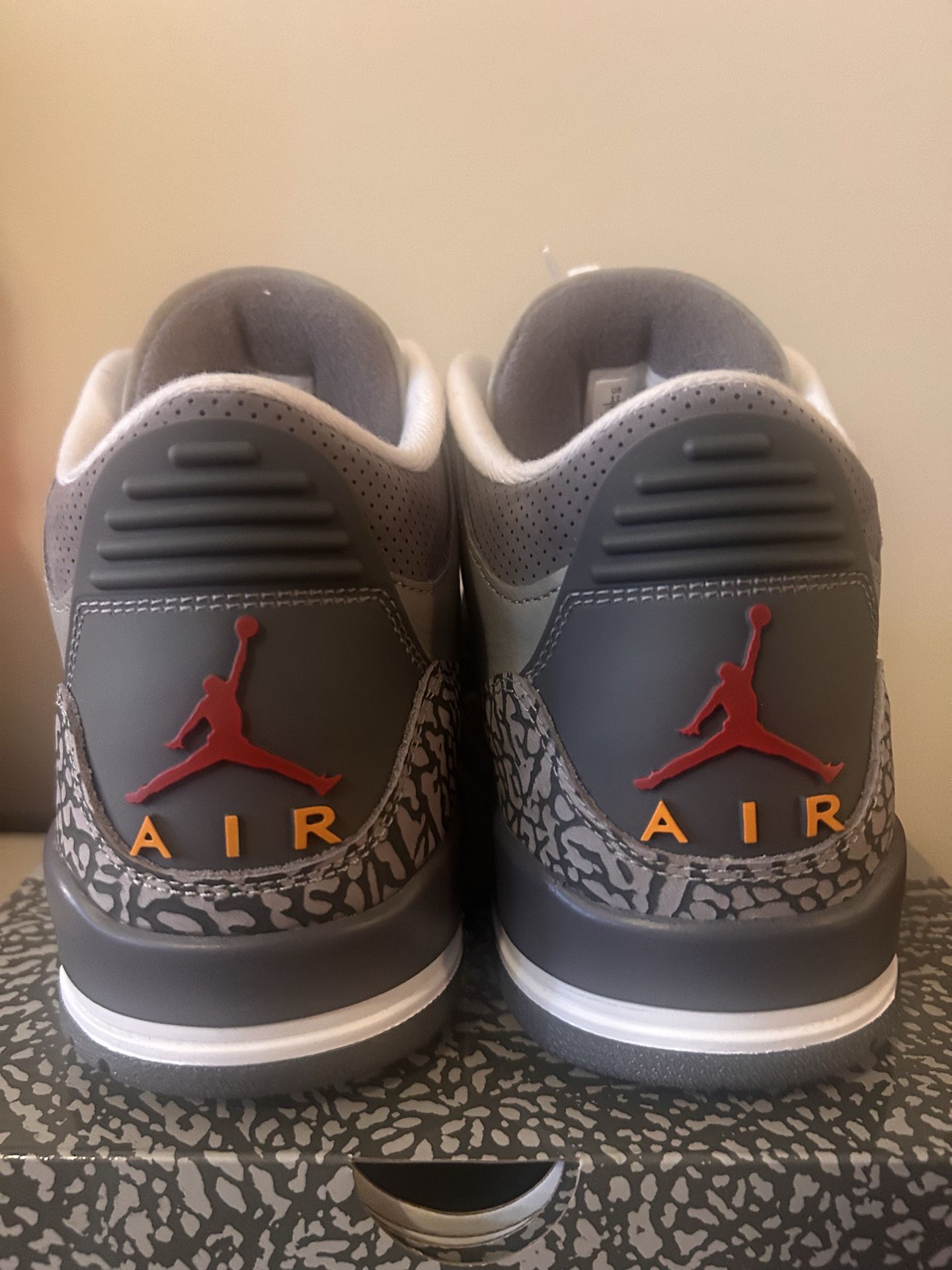 Air Jordan 3 Cool Grey - photo 2