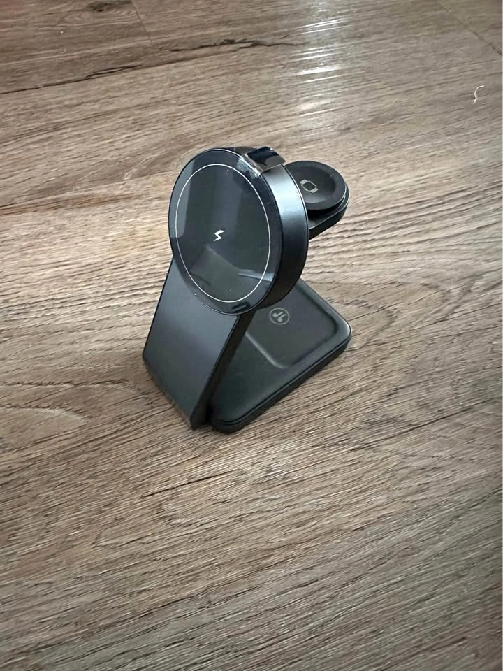 NEW 3-in-1 MagSafe Wireless Charging Station