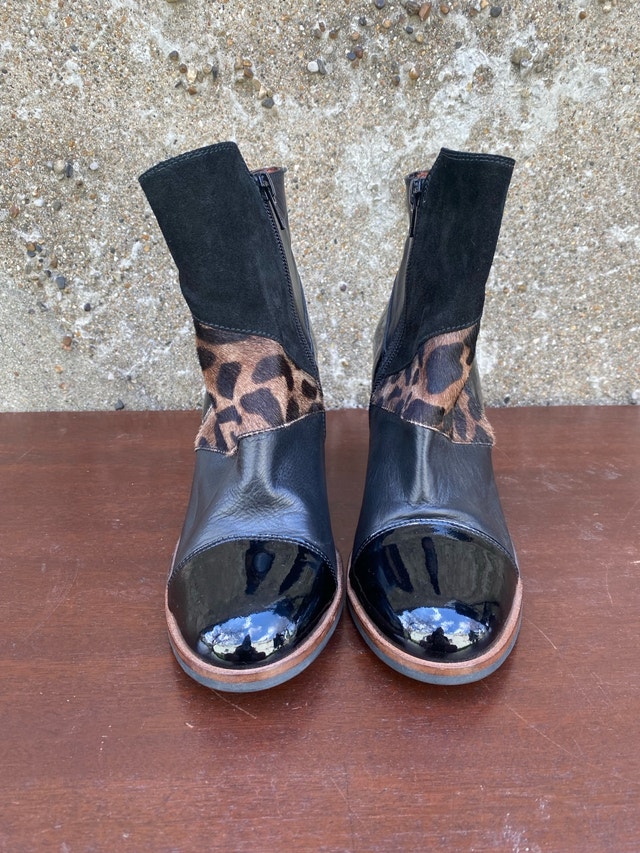Hispanitas Boots - Women’s 6.5-7 - photo 2